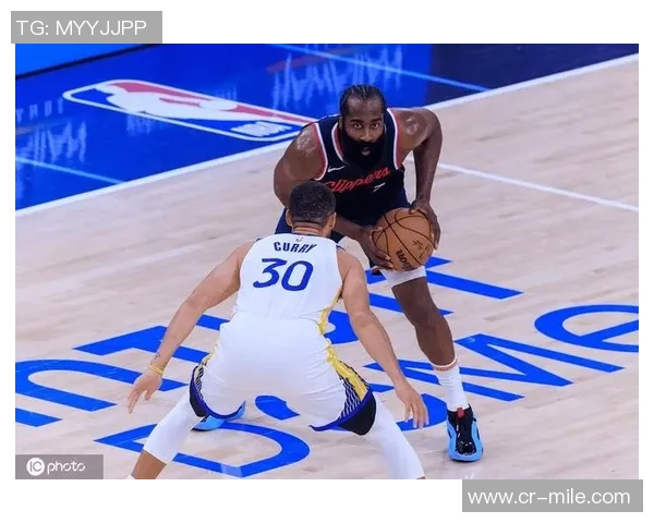 罗伊斯奥尼尔回忆菜鸟季后赛防守哈登的无奈与挑战