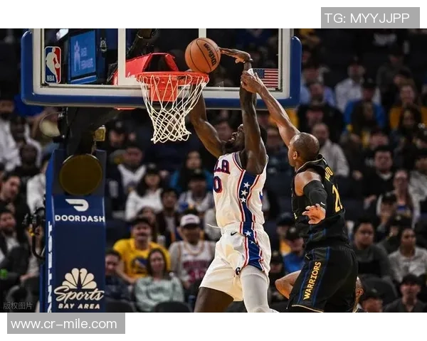 埃奇库姆表现低迷遭遇瓶颈14投仅中3三分球全失仅得7分4板4助 埃奇库姆表现低迷遭遇瓶颈14投仅中3三分球全失仅得7分4板4助