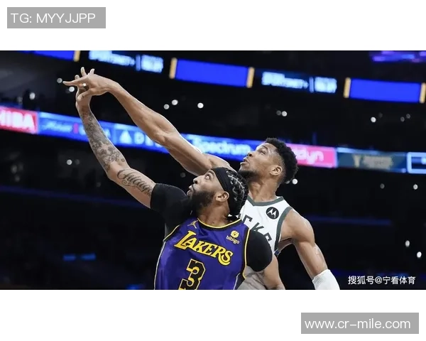 字母哥第三节强势表现助球队逆转9分8篮板3助攻1盖帽展现统治力